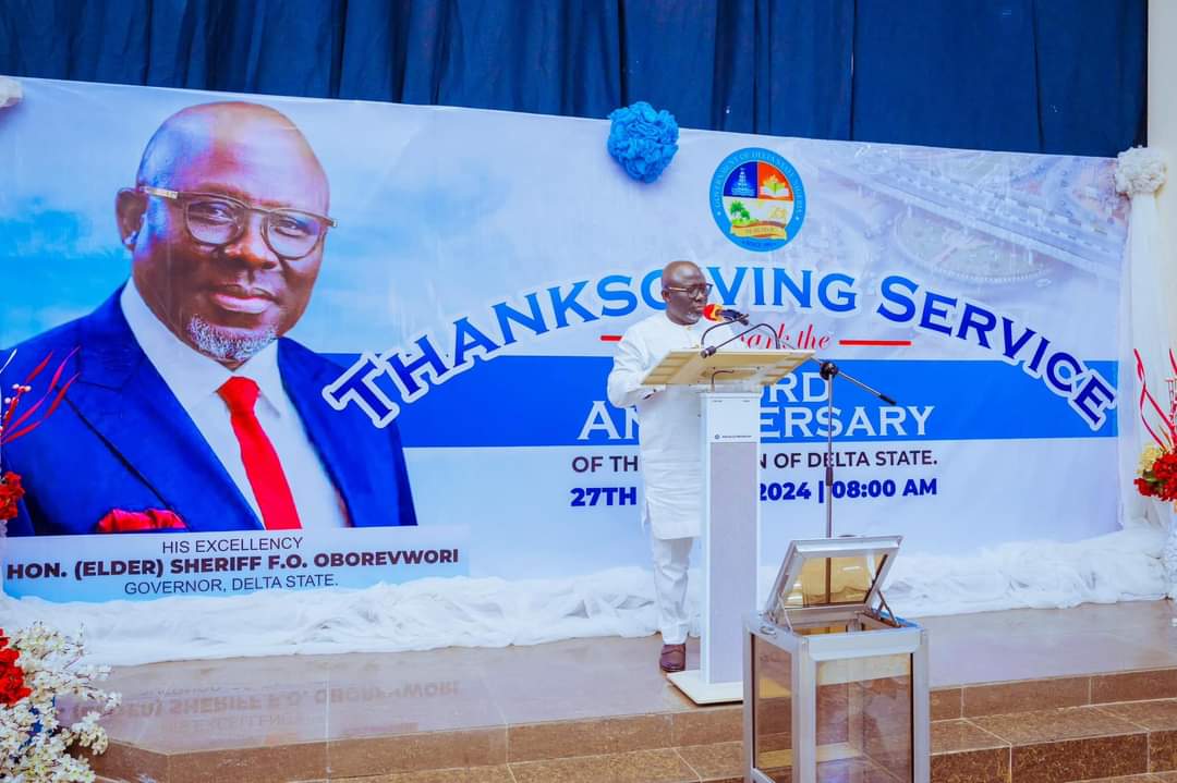 Delta Governor, Rt. Hon. Sheriff Oborevwori speaking at the Thanksgiving Service to mark Delta at 33