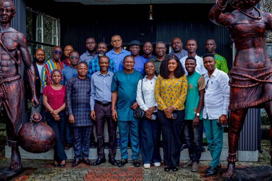 Officials of Nigerian National Petroleum Company Limited (NNPCL) and Journalists in a group photograph afternoon a Media Parley in Effurun, Delta State.