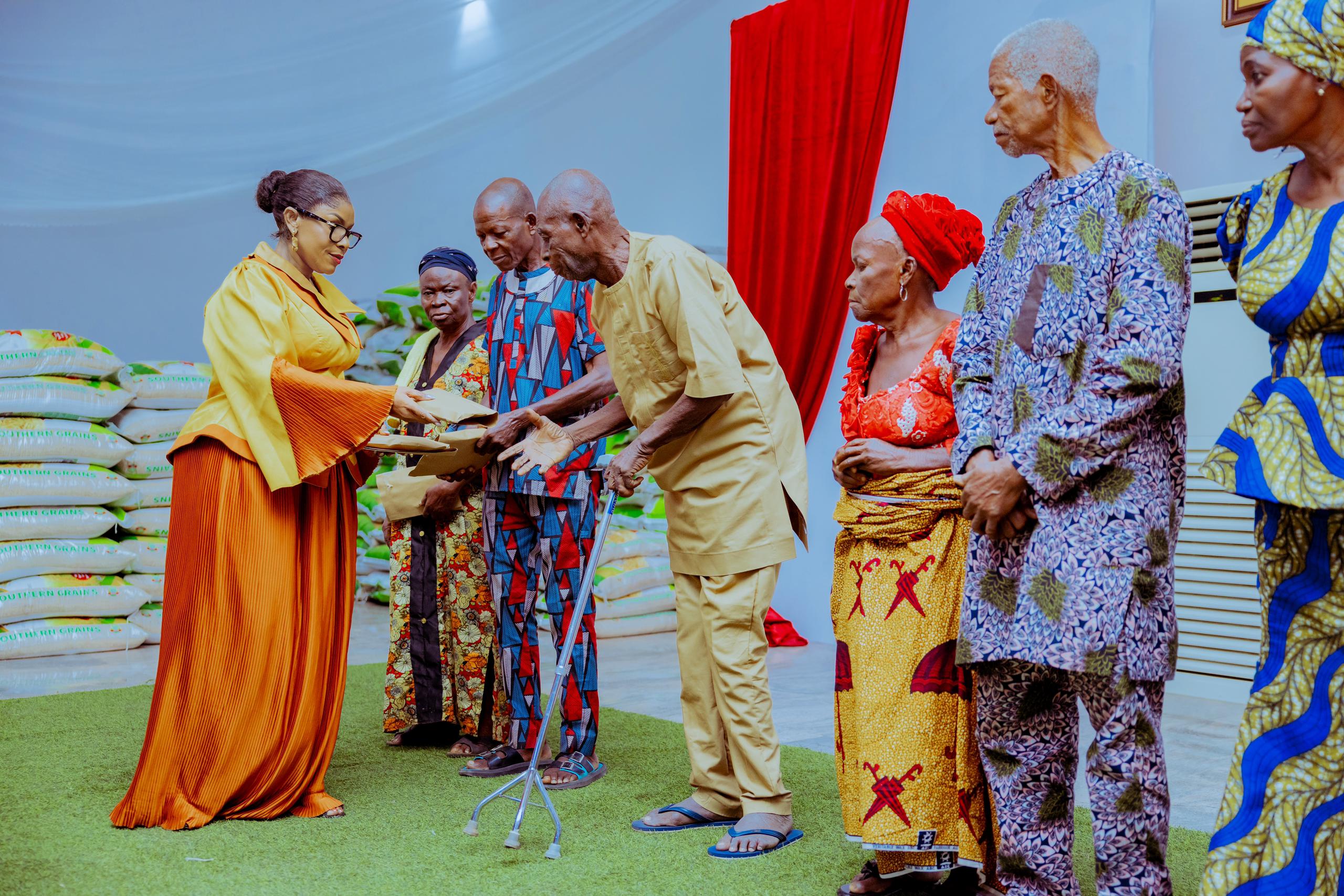 Deaconess Tobore Oborevwori heads 2024 Elderly Support Scheme of the Renewed Hope Initiative of Her Excellency, Senator Oluremi Tinubu in Delta State - Distributing 250 Bags of Rice and Disbursement of 50 Million Naira to 250 Elderly Citizens in the state on Tuesday, December 17, 2024 at the Banquet Hall, Government House, Asaba.