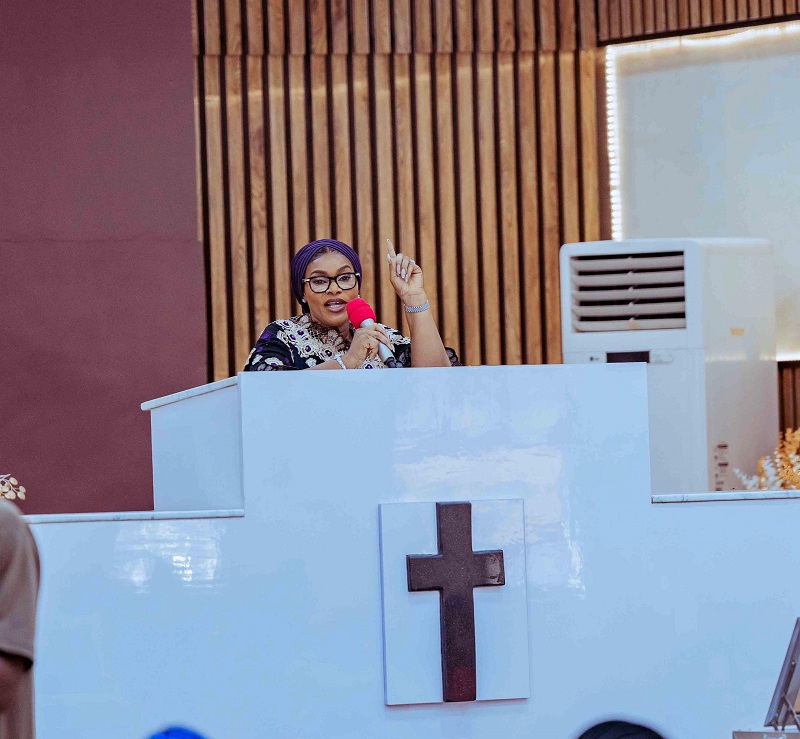 Wife of the Governor of Delta state, Deaconess Tobore Oborevwori speaking at the 2025 Edition of the Mothers Arise Prayer conference